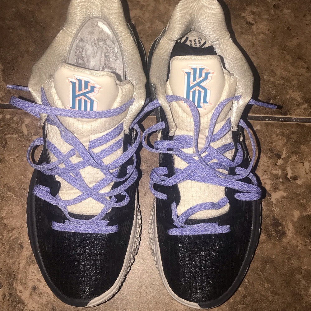 Nike Kyrie Low 4 Black Rattan 2021